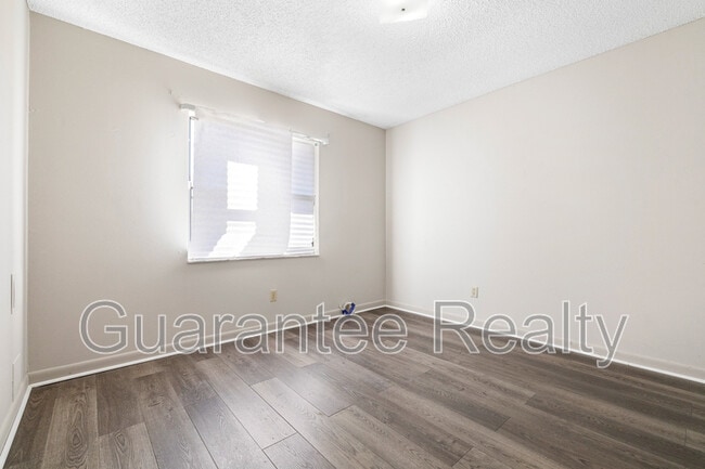 Building Photo - 1611 High Point Ct SW