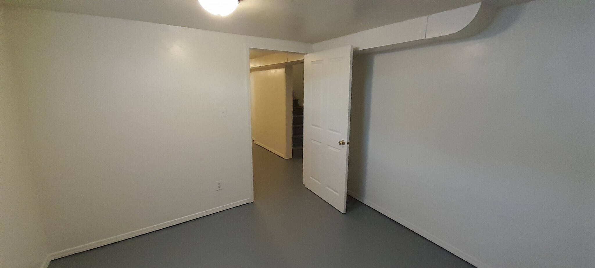 Bed 3 (b) - 3934 N Nevada St