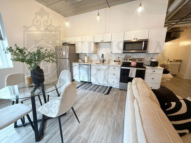 Building Photo - Avail July 15th! Stylish 1-Bedroom Apartment in Mt. Washington –2 Off Street Parking Spaces, AC, ...