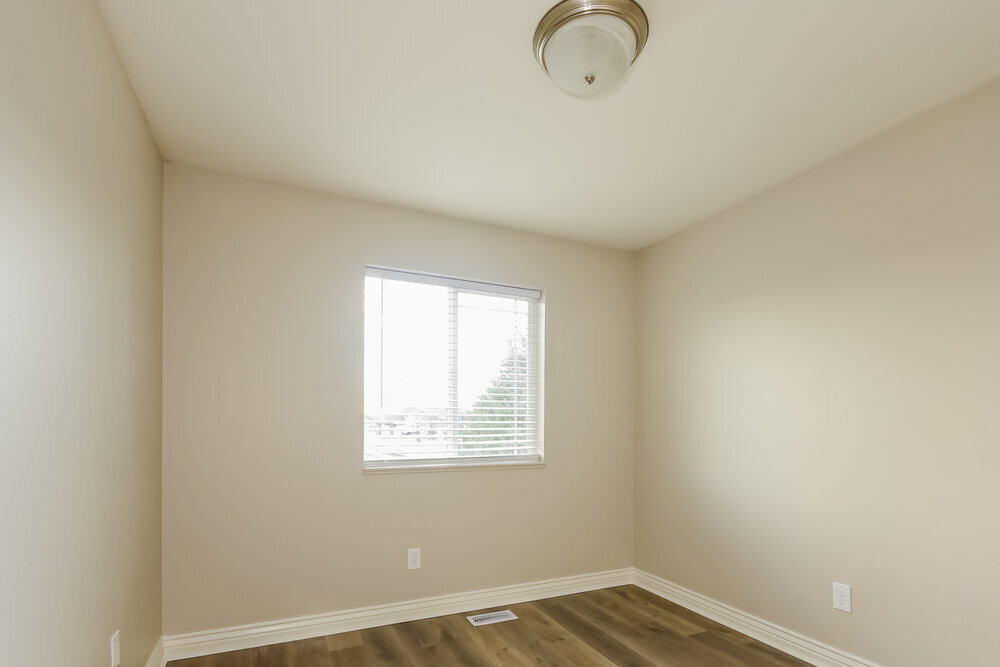 Building Photo - 1112 S 1425 W