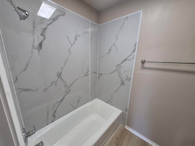 Building Photo - 5209 95th St