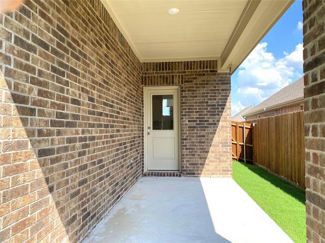 Building Photo - 815 Blackhawk Dr