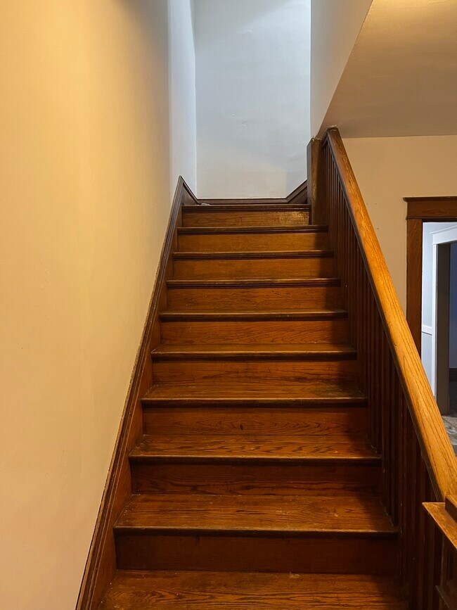 Building Photo - 1220 11th St