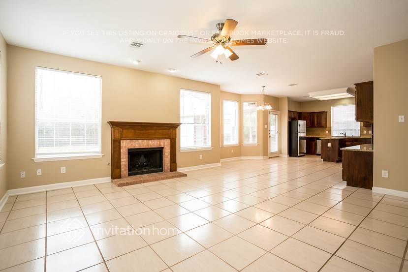 Building Photo - 2119 Autumn Cove Dr