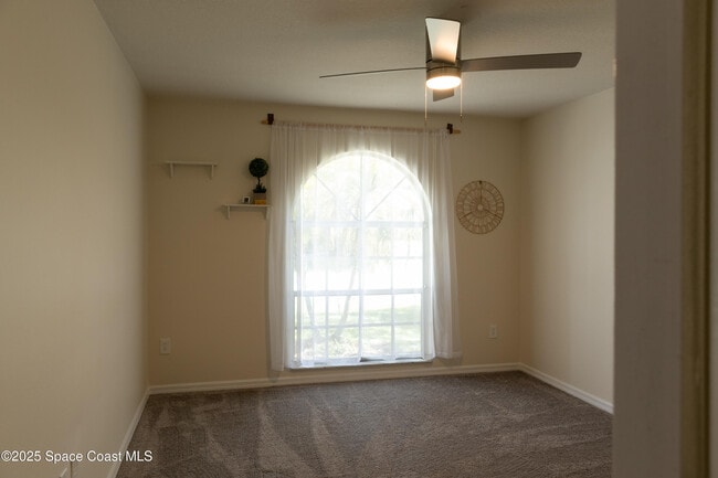 Building Photo - 1572 Holbrook Rd NW