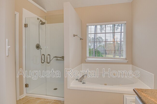 Building Photo - 4154 Hound Ct