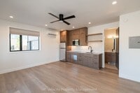 Building Photo - M713