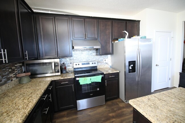 Building Photo - 216 Old Bay Dr