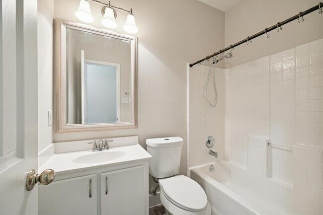 Building Photo - 22035 Holly Branch Dr