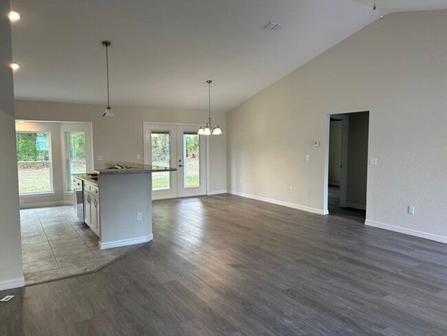 Building Photo - GORGEOUS 3BR/2BA Summerfield Home Convenie...