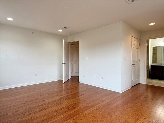 Building Photo - 808 Egrets Lndg