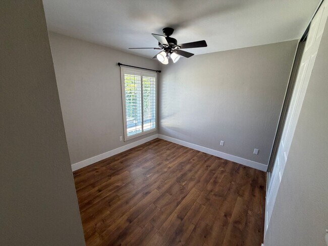 Building Photo - 3 Bedroom | 2 Bathroom | Single-Family Home in Sacramento