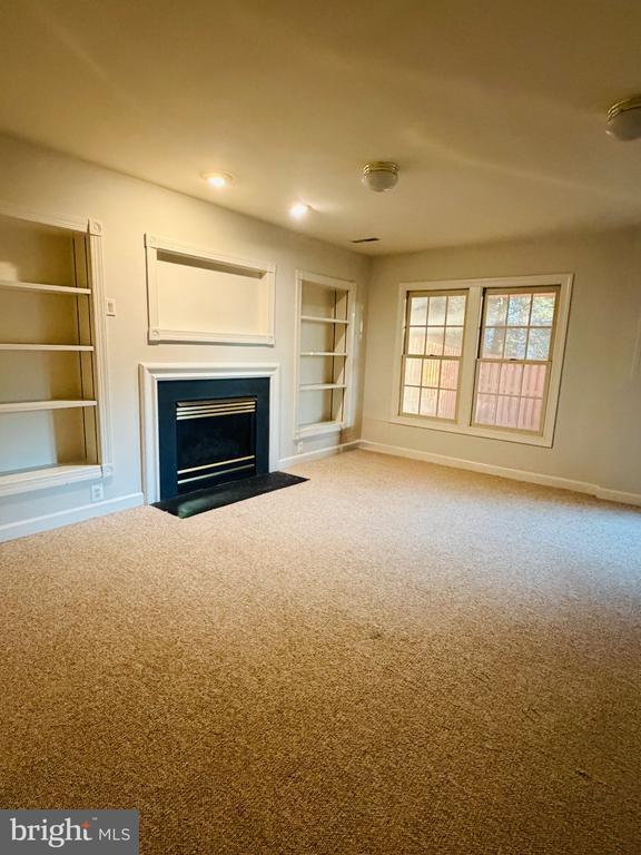 Building Photo - 25352 Herring Creek Dr