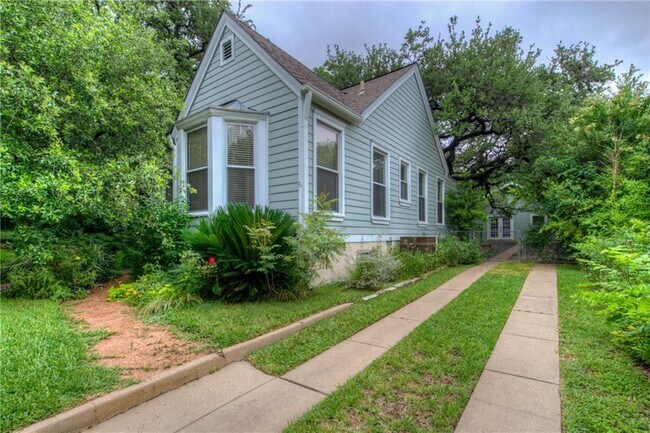 Building Photo - 720 Sparks Ave