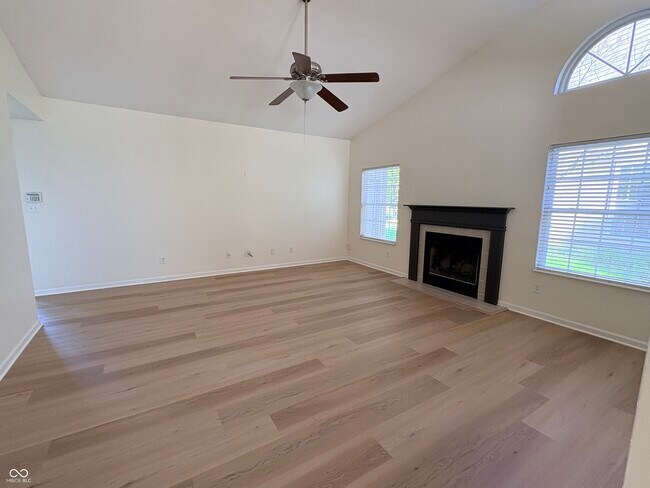 Building Photo - 12259 Slate Dr