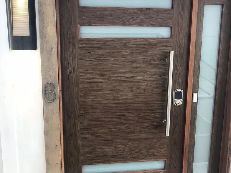 Building Photo - 1220 Manhattan Beach Blvd