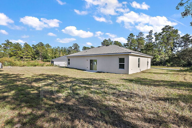 Building Photo - 16352 SW 27 Cir