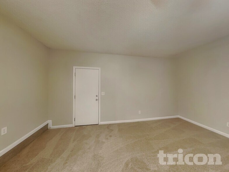 Building Photo - 1620 Cutters Mill Dr