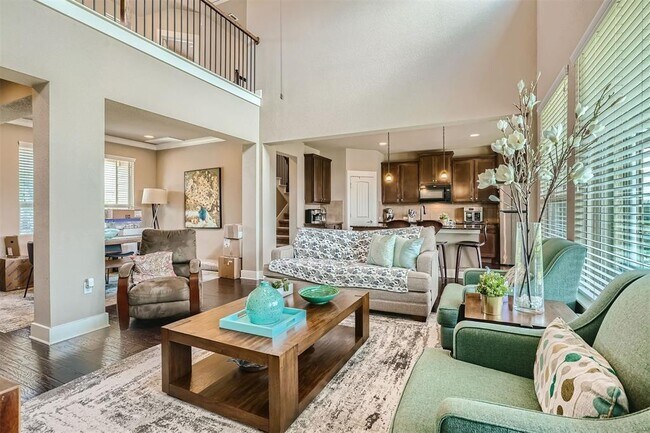 Building Photo - 9401 McKnight Lp