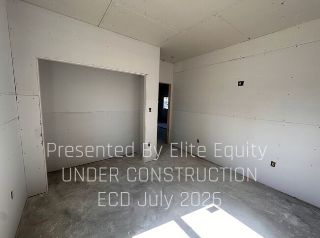 Building Photo - 326 N Wayne St