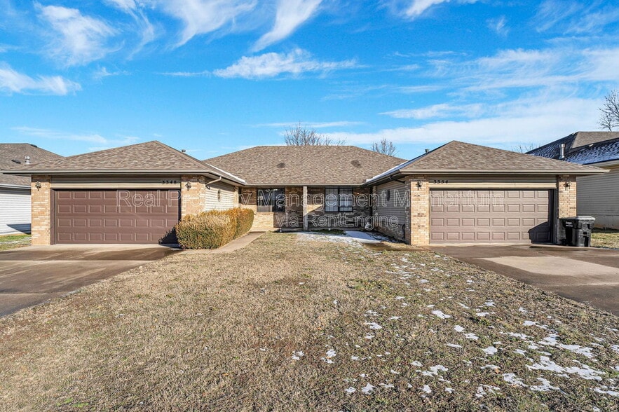 Building Photo - 3348 S Doris Ct