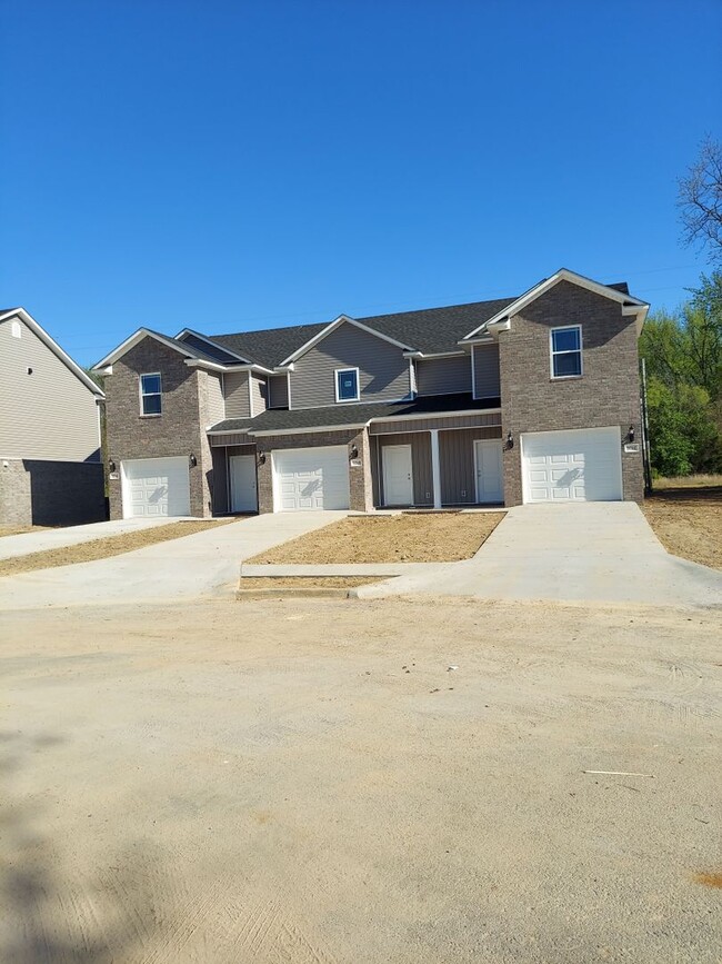 Primary Photo - Beautiful New Townhomes in Alma!