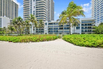 Building Photo - 16711 Collins Ave