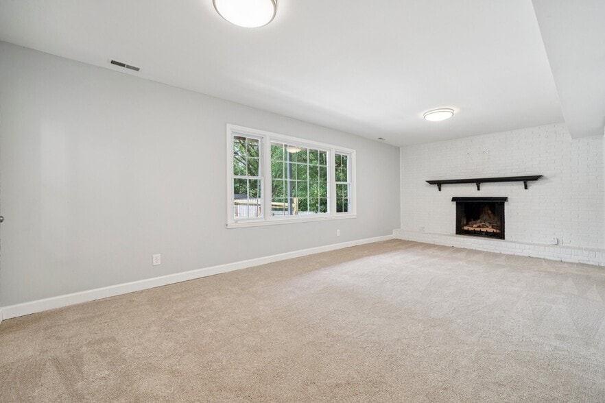 Second Living Room - 8323 Cliffside Dr