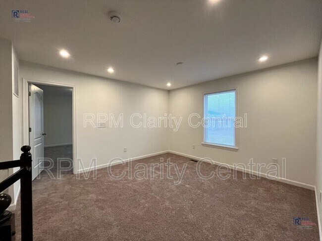 Building Photo - 375 Alonzo Palmer St