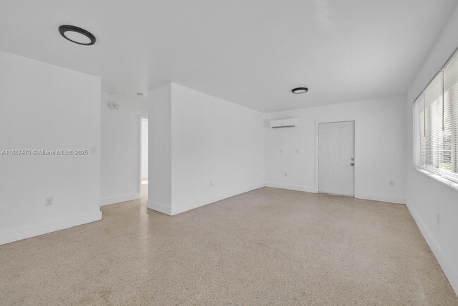 Building Photo - 501 NE 82nd Terrace