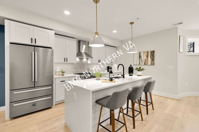 Building Photo - 2829 13th St NW