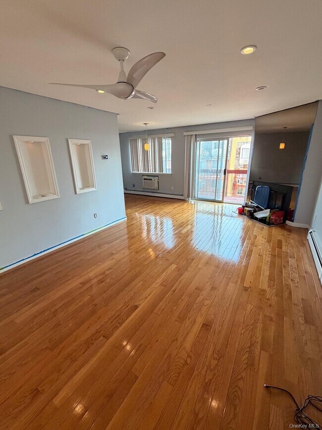 Building Photo - 55 N Broadway