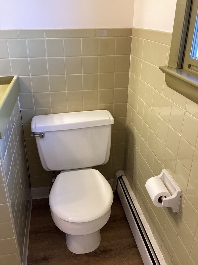 Building Photo - Roomy Rancher in Blue Ridge Summit