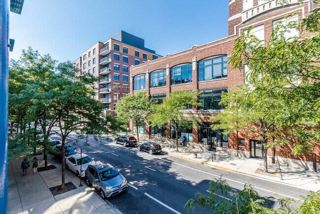 Building Photo - 1151 W Washington Blvd