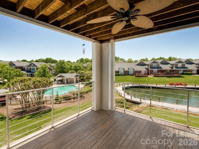 Building Photo - 18521 Harborside Dr
