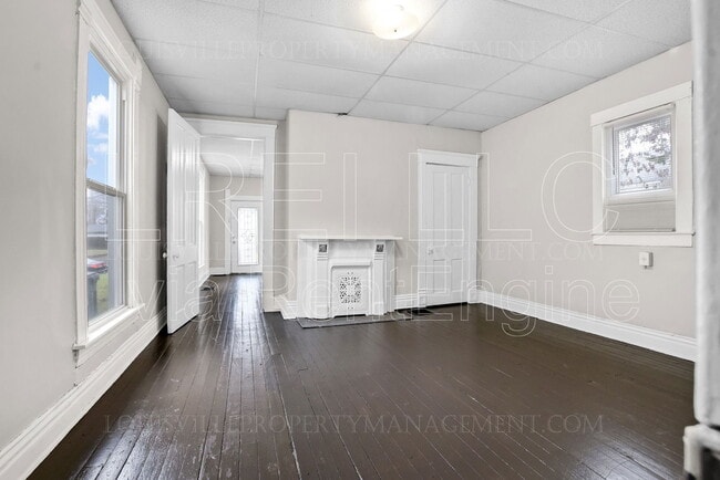 Building Photo - 435 Amy Ave