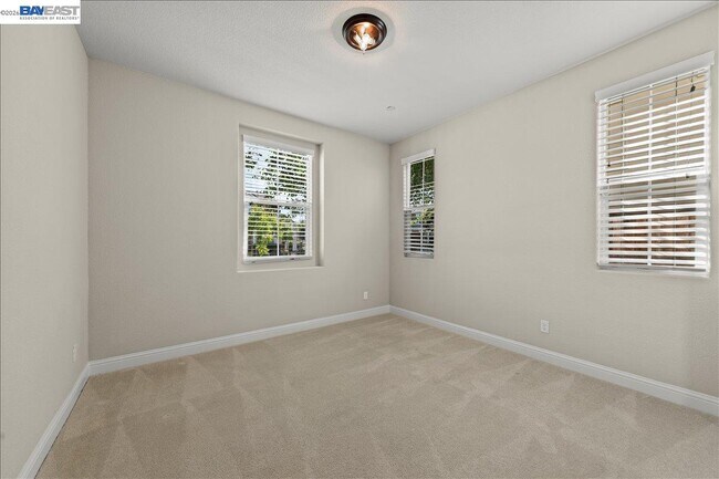 Building Photo - 1185 Olson Ave