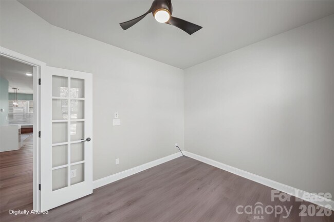 Building Photo - 10037 Mamillion Dr