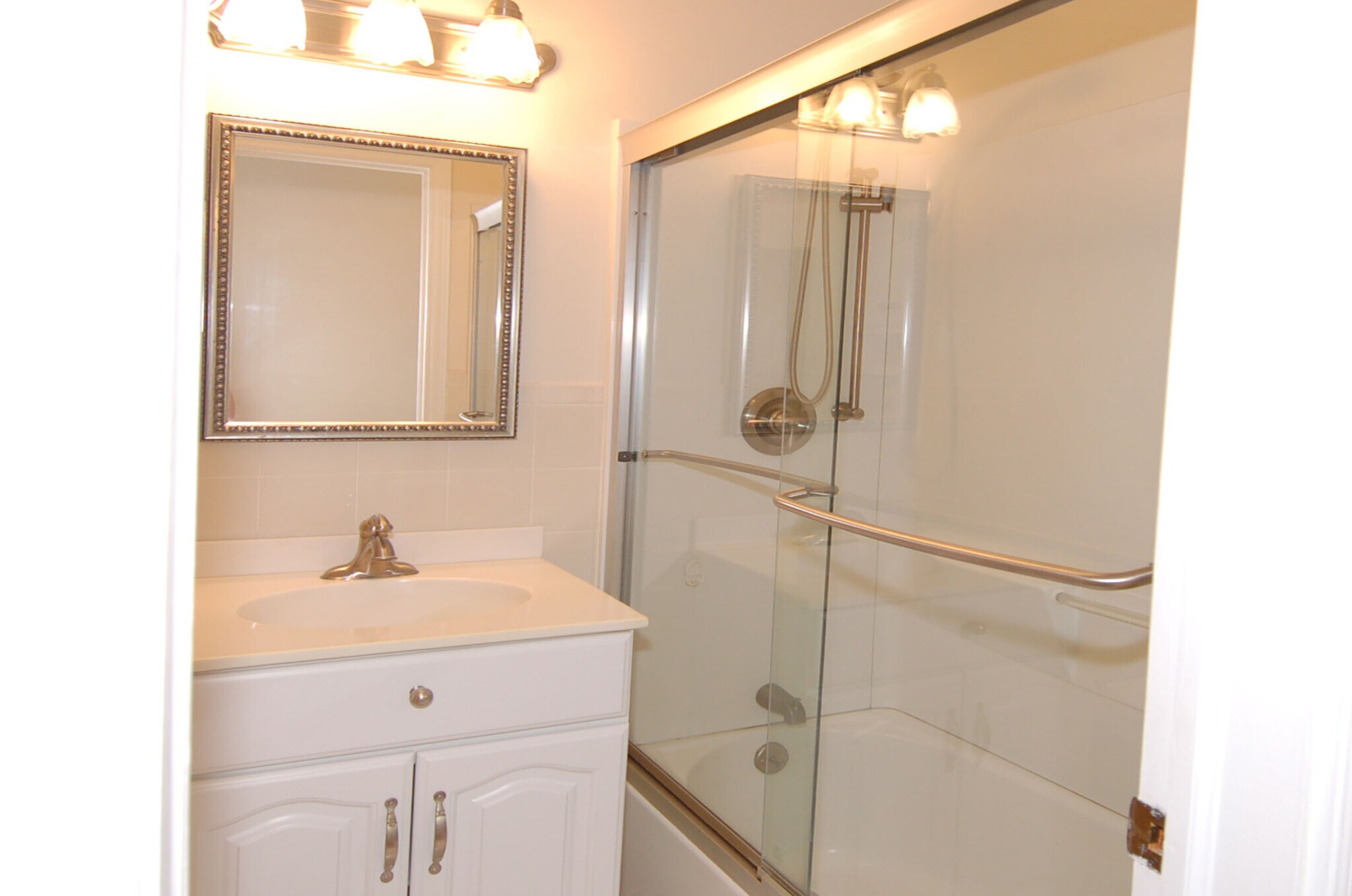 Building Photo - 706 Smedes Pl