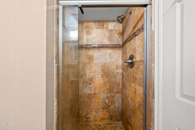 Building Photo - 4210 Vía Arbolada