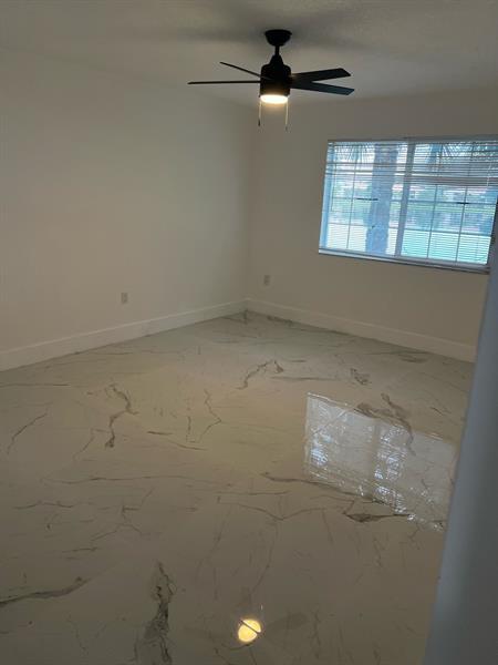 Building Photo - 5011 Wiles Rd