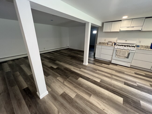 Building Photo - 40 Santo Ct