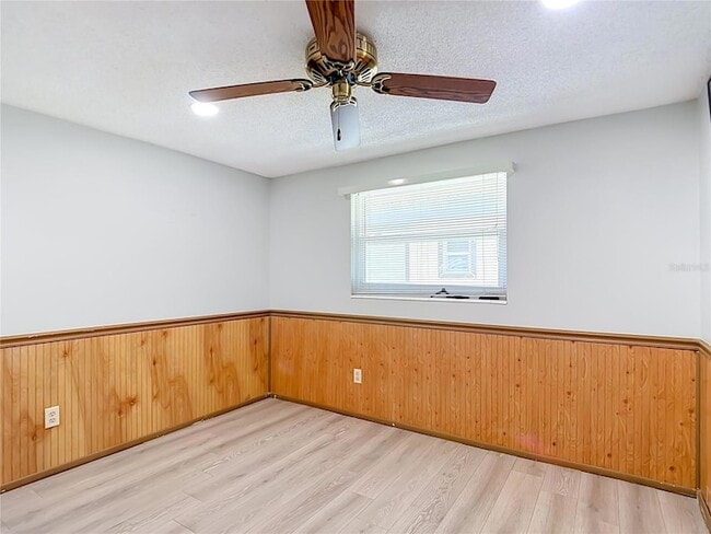 Building Photo - 7916 Woodgrove Cir