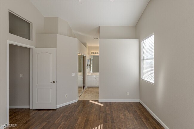 Building Photo - 167 Mountainside Dr