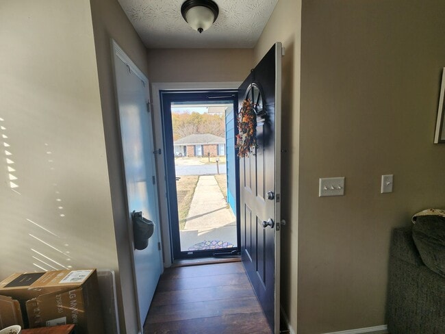 Building Photo - Cozy 3 Bedroom 2 Bath Corner Lot in Columbus, GA