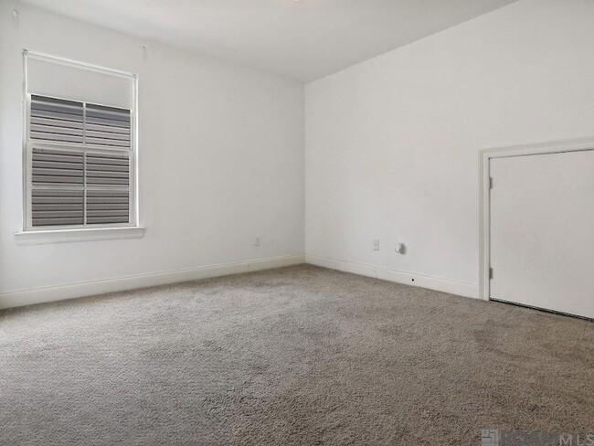 Building Photo - 40524 Sage Field Ct