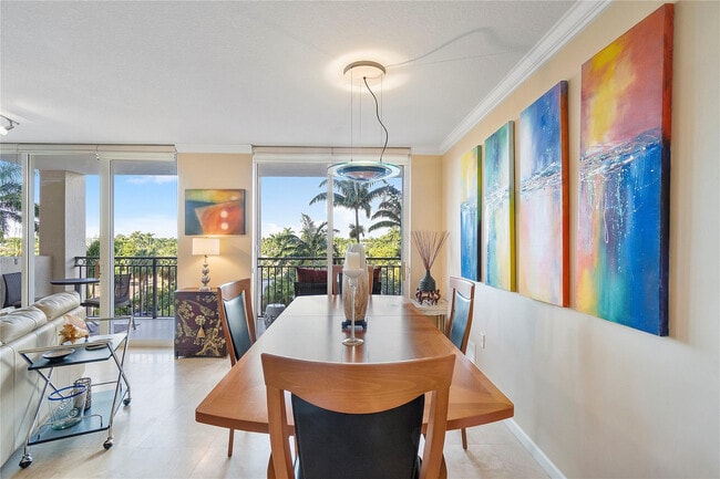 Building Photo - 2011 N Ocean Blvd