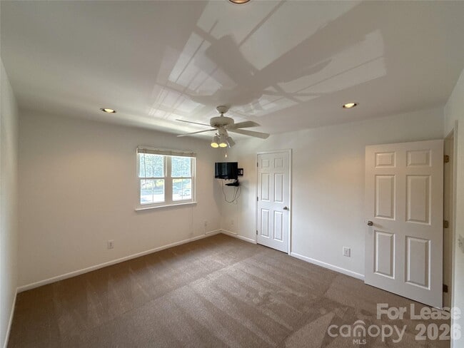 Building Photo - 6034 Heath Valley Rd