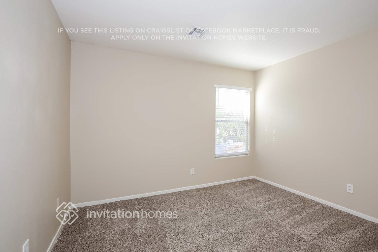 Building Photo - 7825 Strong Water Ct