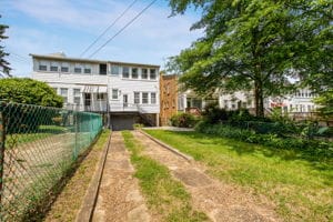 Building Photo - 1603 Otis St